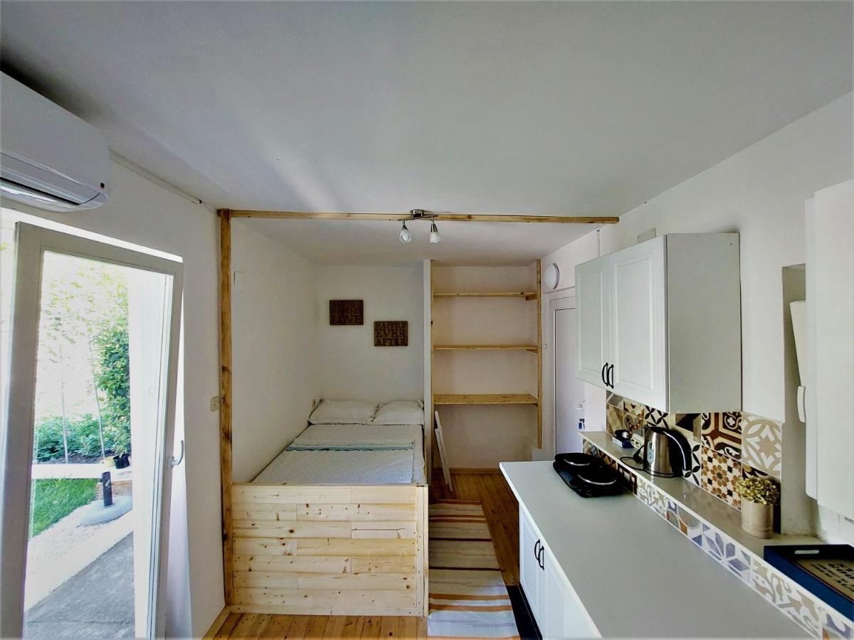 Studio Apartment Murter Center Extérieur photo
